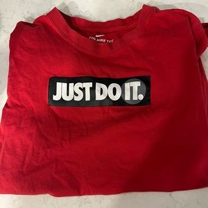 Nike T-shirt